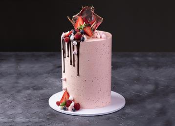 Raspberry Barrel Cake